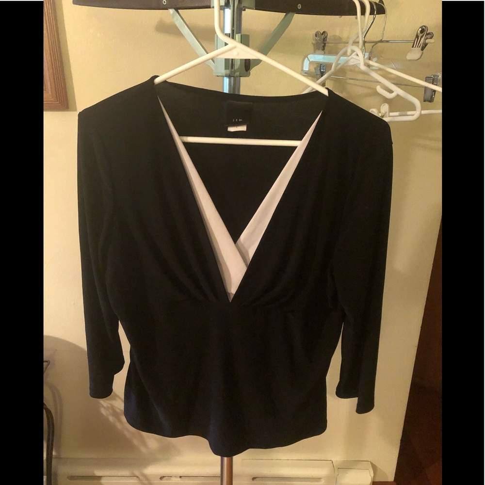 Black and white dress top